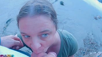 Play Stepson cheats with stepmom on the beach