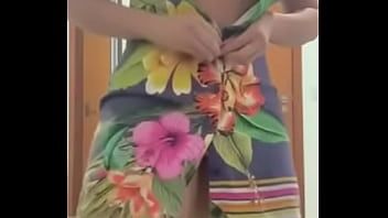 Play Readhead hotwife Ruiva Teasing