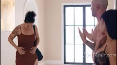 Play Petite MILF Dana Vespoli Gets Caught in Curvy Threesome