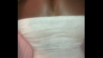 Play Givin backshots to my old head