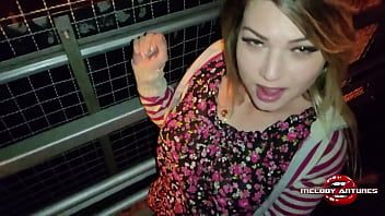 Play The wonderful actress Melody Antunes took a walk, super excited decides to give the best blowjob on the catwalk and very horny let her enjoy everything inside her greludo pussy! THAT YUMMY!